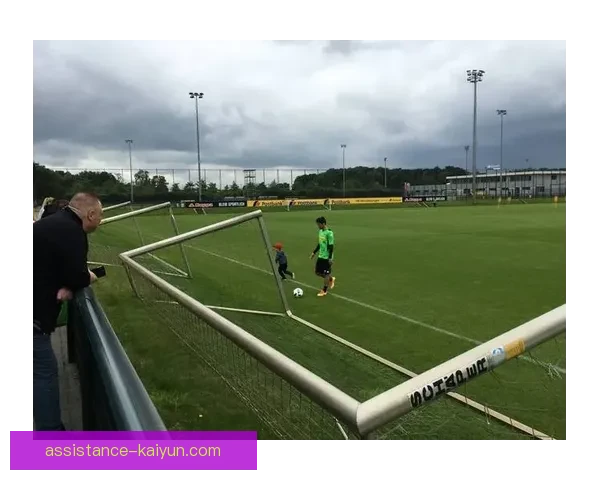 普鲁士门兴格拉德巴赫最新动态及赛季表现分析揭秘