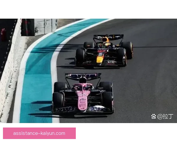 F1赛季最新动态揭秘各车队策略调整与顶尖车手表现